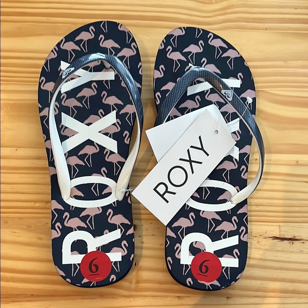 Roxy Flamingo Flip Flops